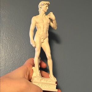 David Statue Decor